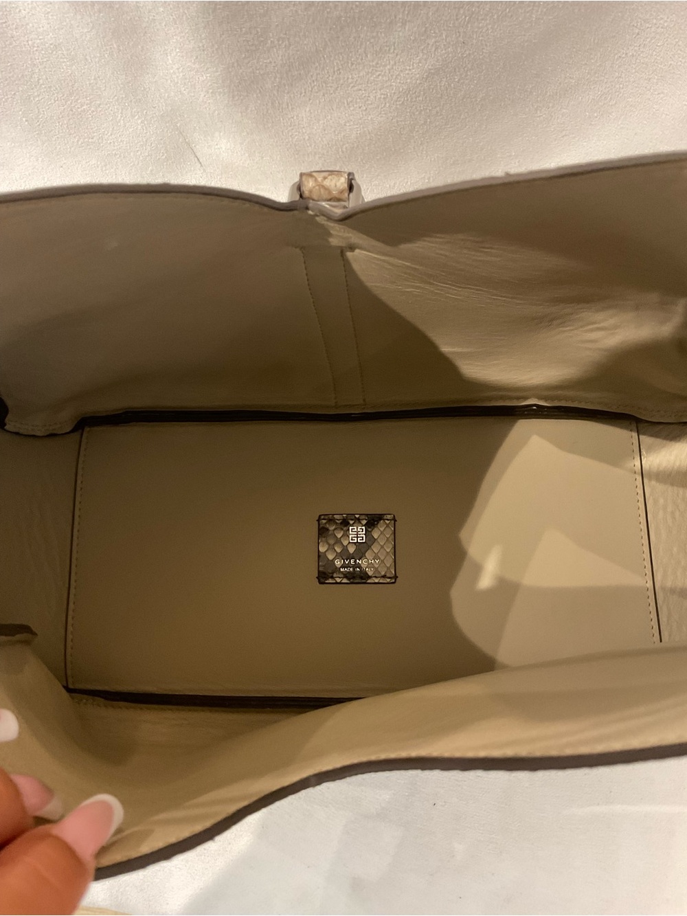 Givenchy Bag - Picture 5 of 11